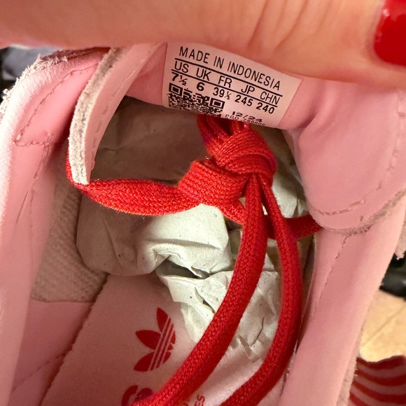 Adidas Women's Samba clear Pink and better Scarlet Sneakers - Picture 7 of 7